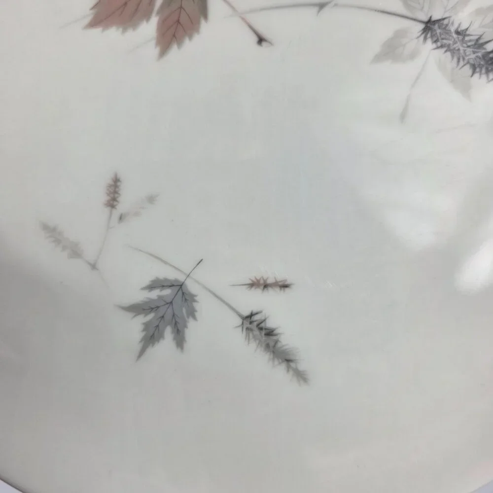 FOUR Royal Doulton Tumbling Leaves Salad Plates Gray & Pink Leaves